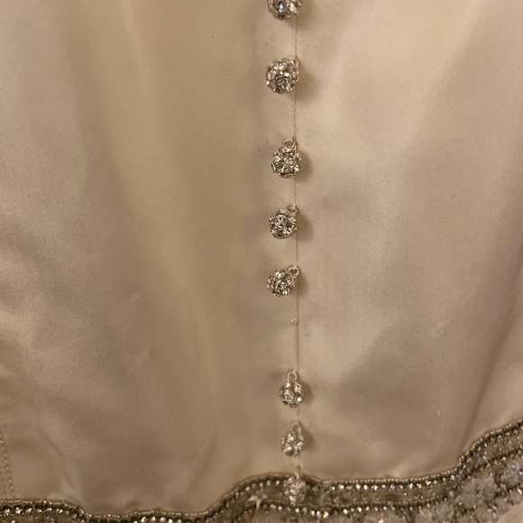 Isabelle Armstrong Kleinfields designer silk wedding dress - Picture 16 of 16